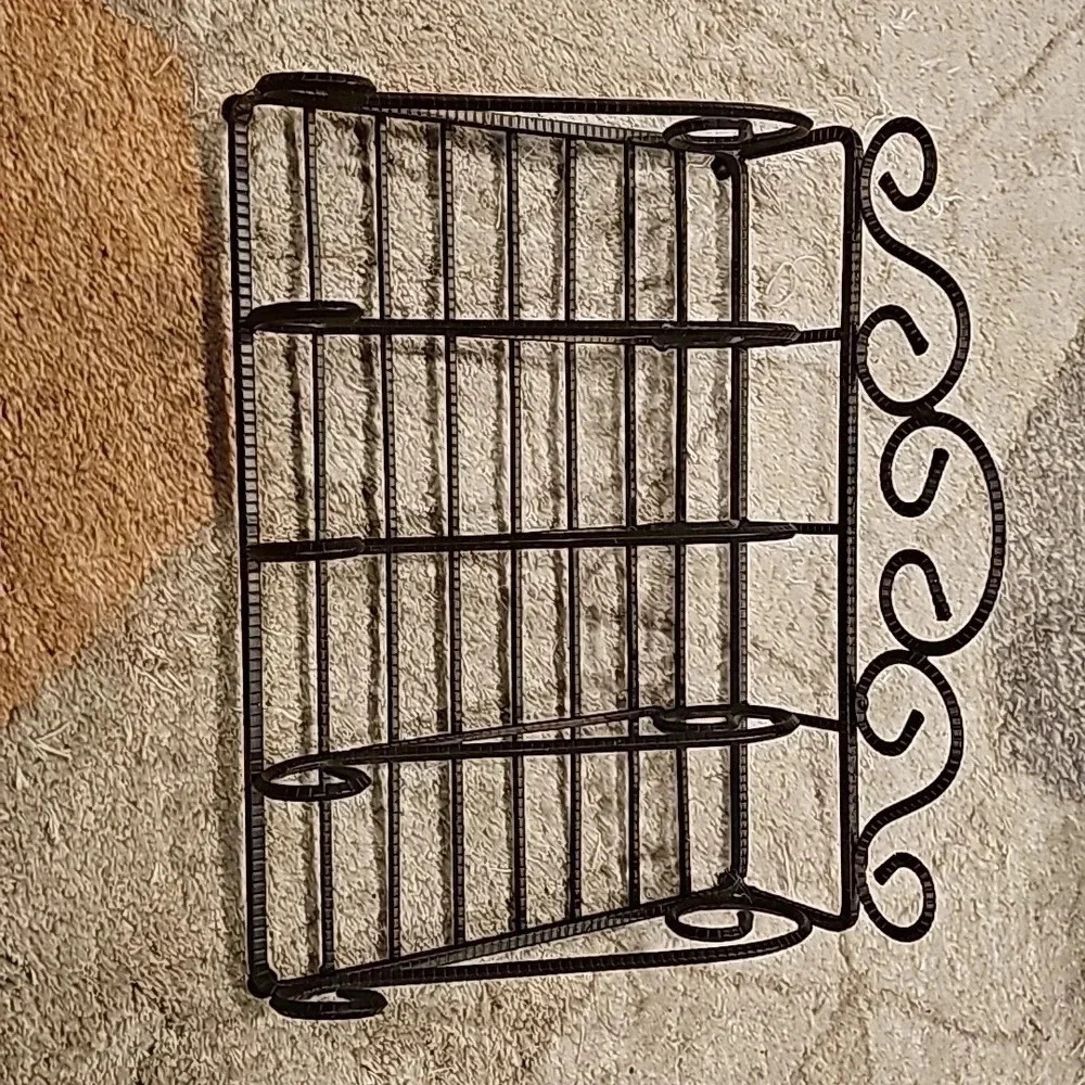 Silverware holder